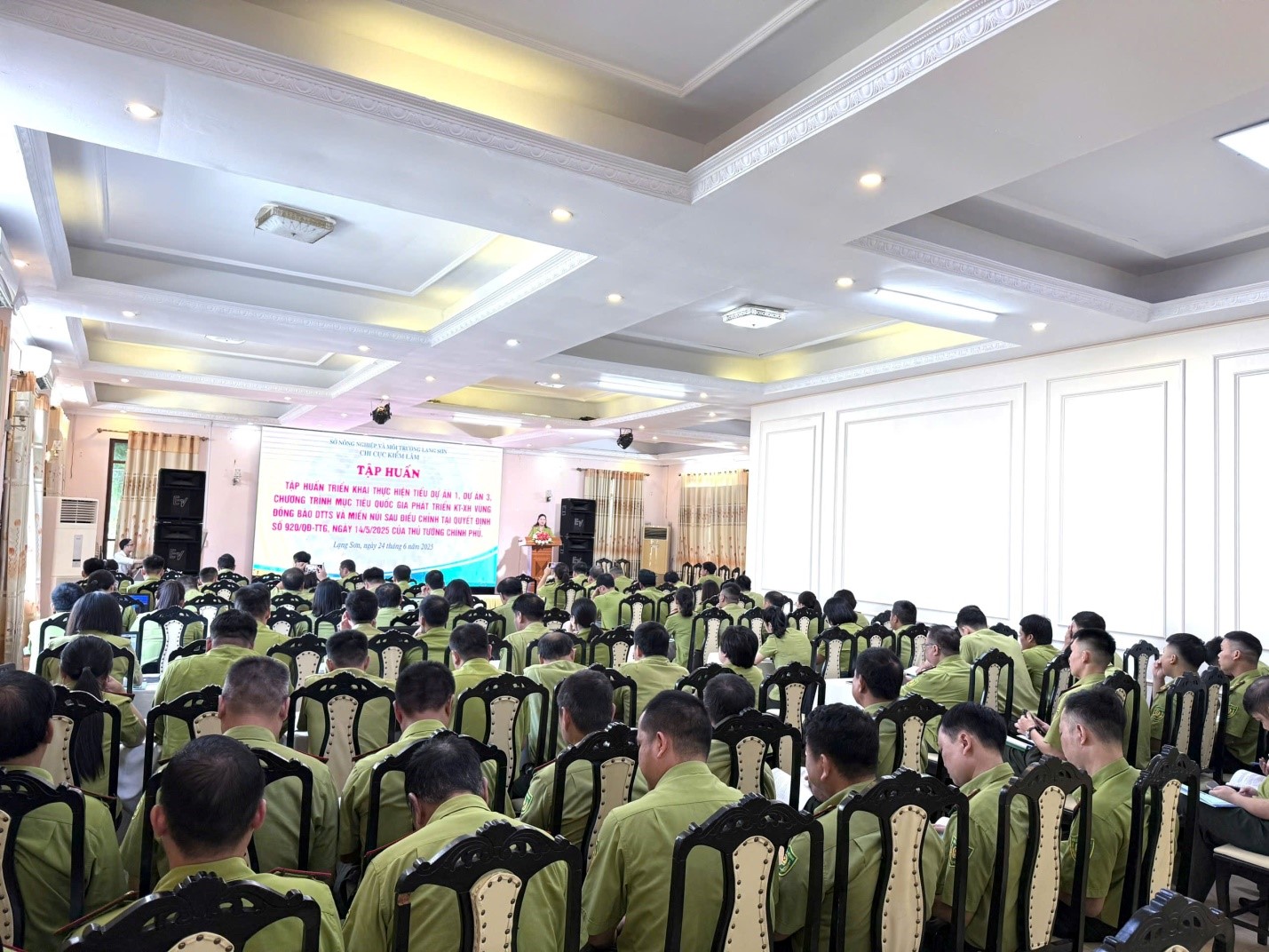 Toàn cảnh Hội nghị